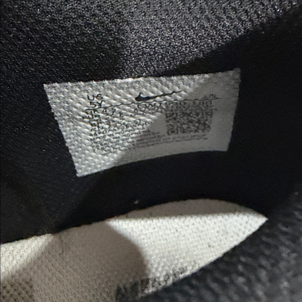 Nike Black and White Athletic Shoes. Nike panda dunks - Picture 3 of 4